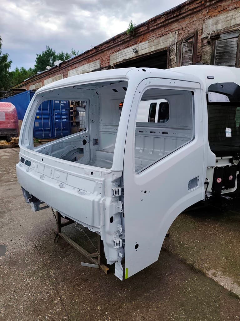 Каркас кабины Dongfeng Z55 белый