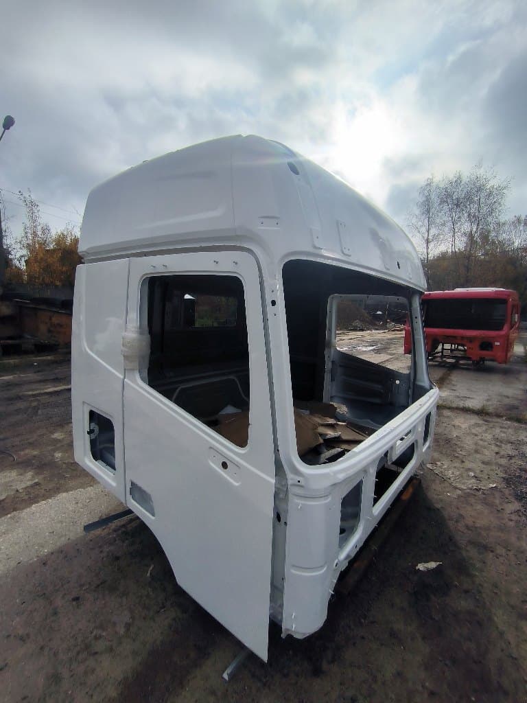 Каркас кабины FOTON AUMAN EST A (АКПП) белый